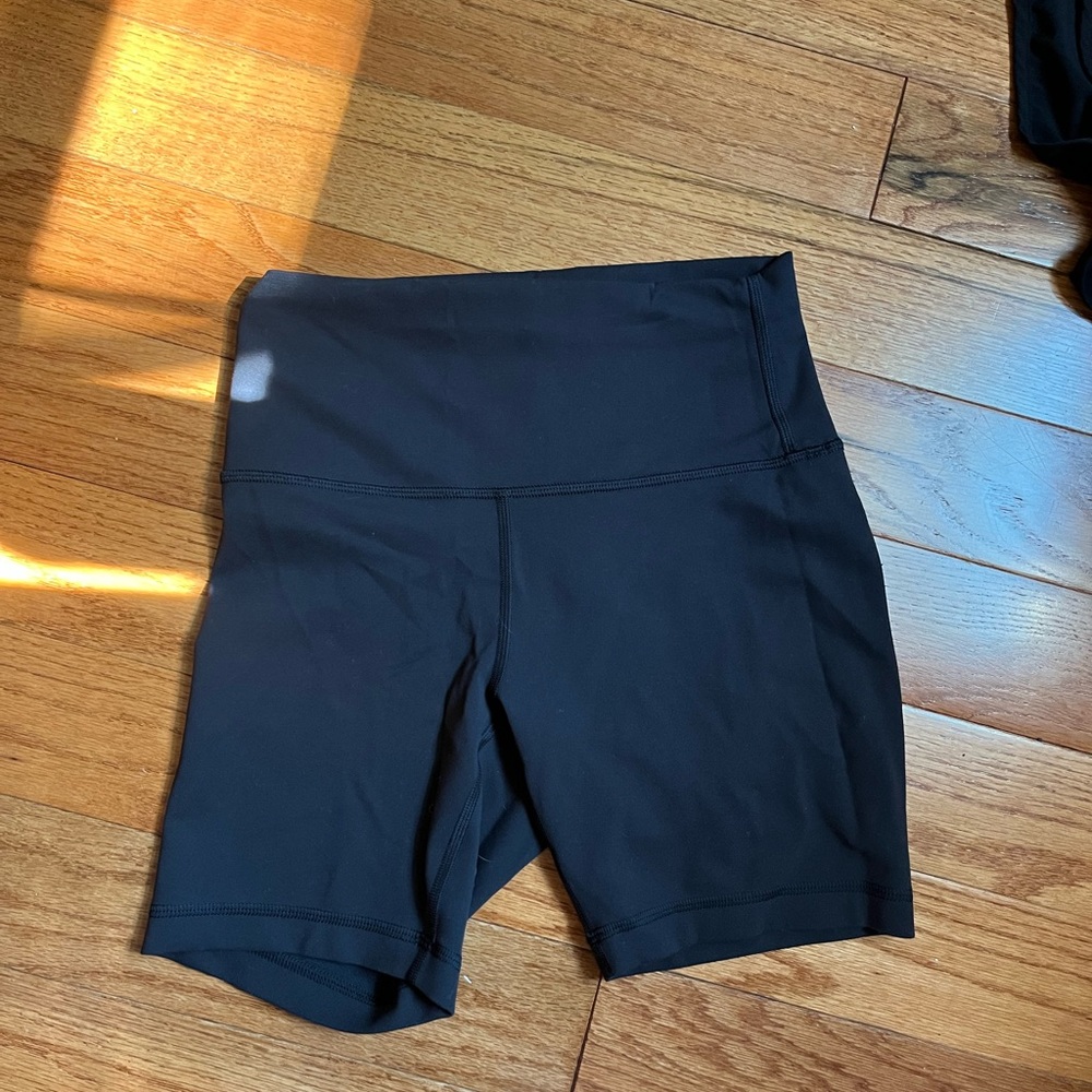 Black Lululemon Spandex Shorts